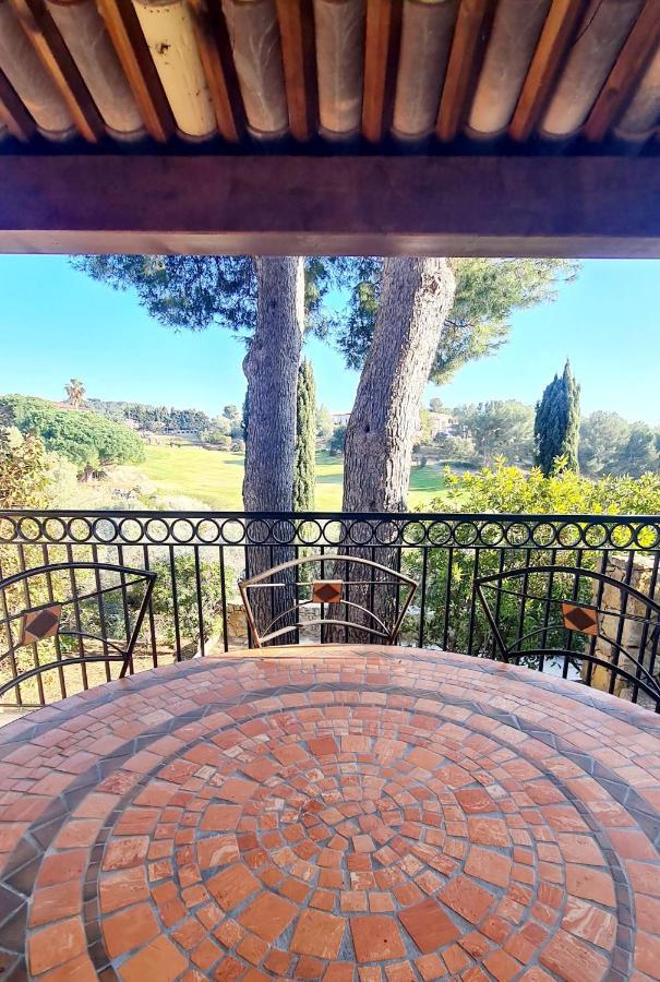 Superbe Villa-Domaine Avec Golf Piscine Et Tennis Saint-Cyr-sur-Mer Exterior foto